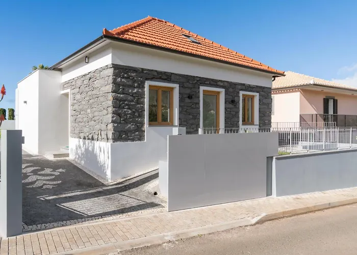 Exceptional Stone Character House Villa Prazeres